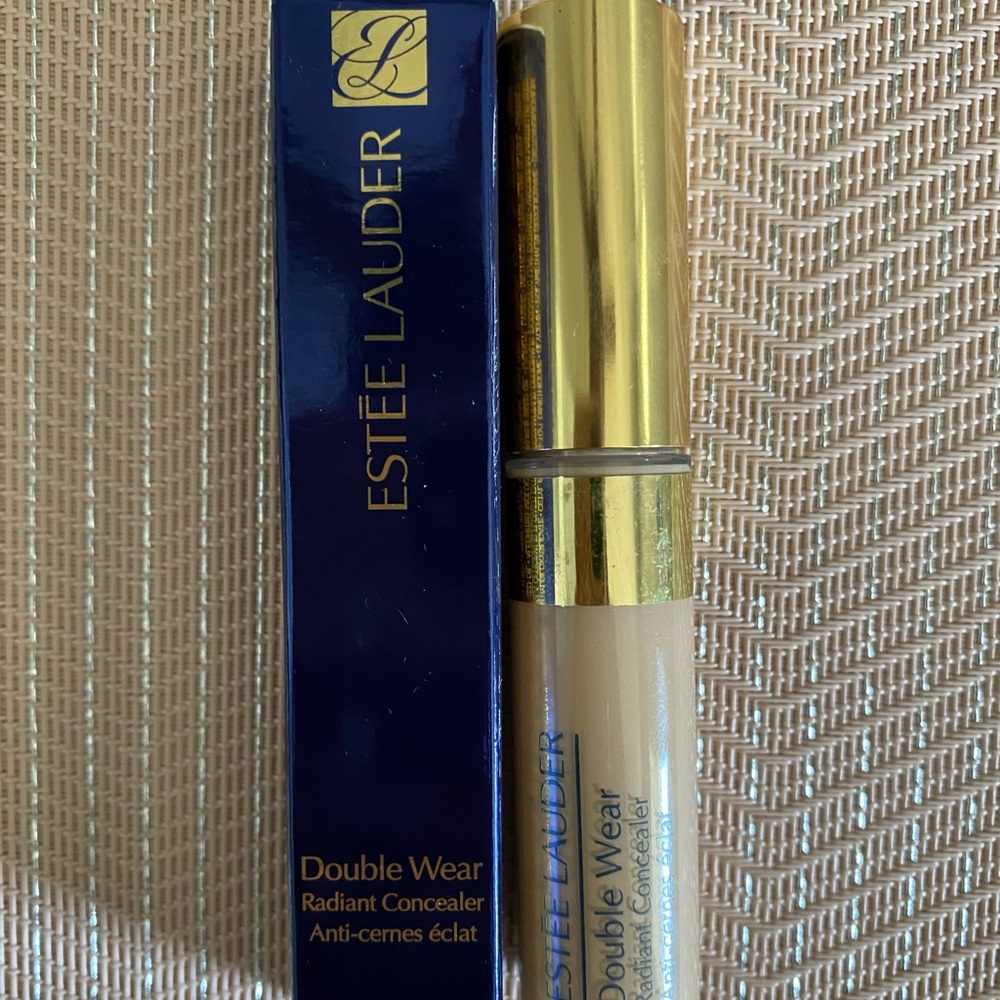 Estée Lauder double wear radiant concealer